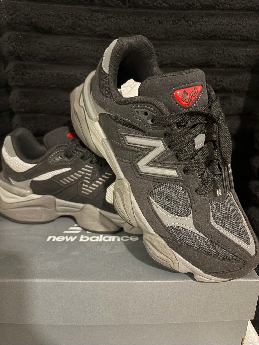 New Balance Youth Size 5 Black & Gray 906 Running Shoe